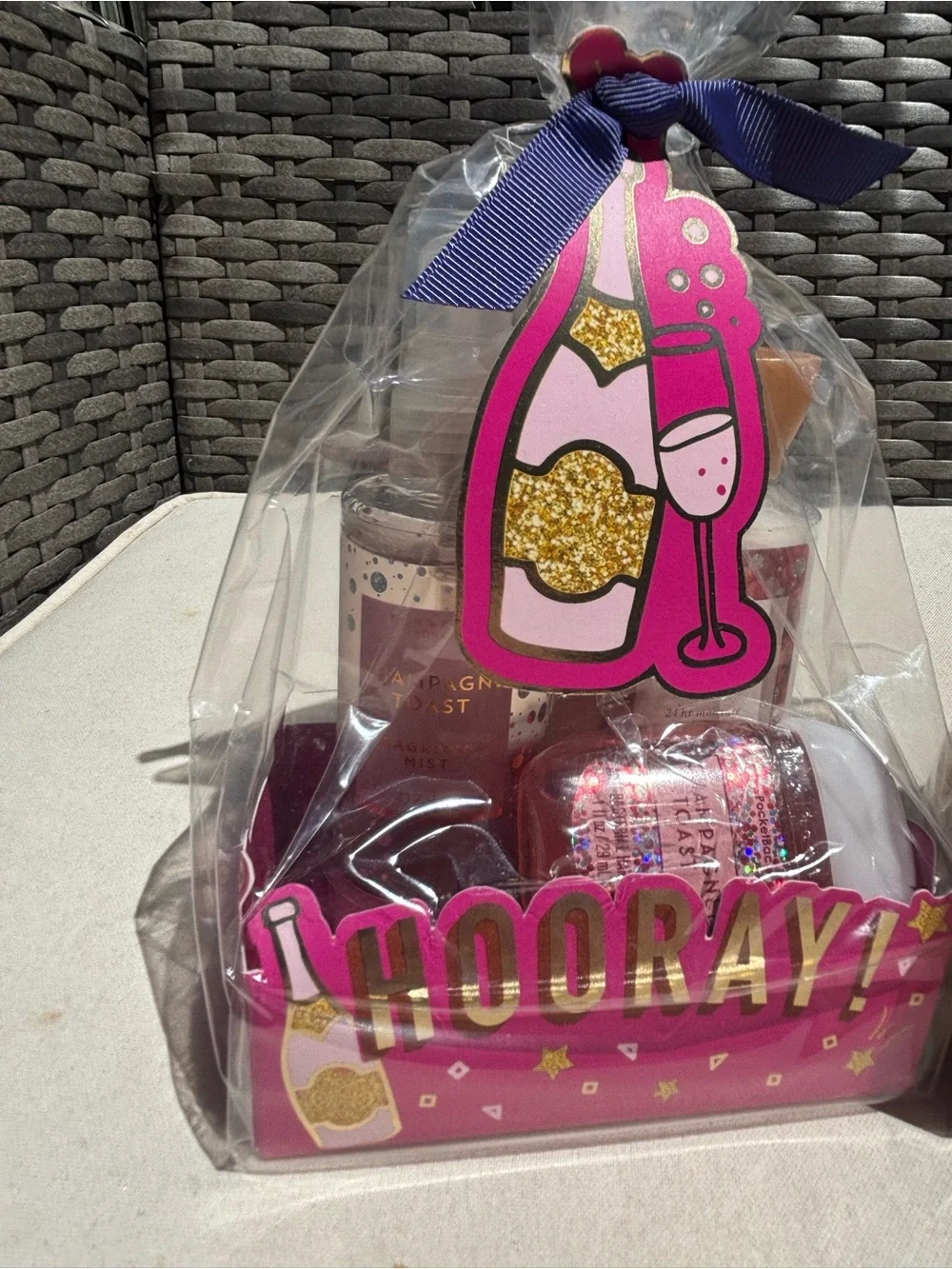 Bath & Body Works Pink Gift Tag Mini Set with Navy Bow